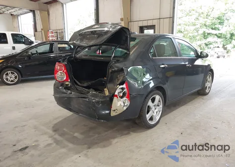 2015 Chevrolet Sonic Ltz Auto из США, поврежденный, VIN 1G1JE5SBXF4177344